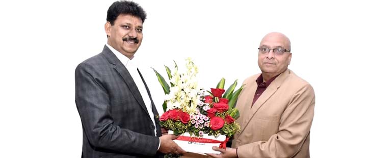 Gen. Secretary Sh. Dinesh Gupta Welcoming IPS, DCP Ballabgarh Sh. Rajesh Duggal ..............